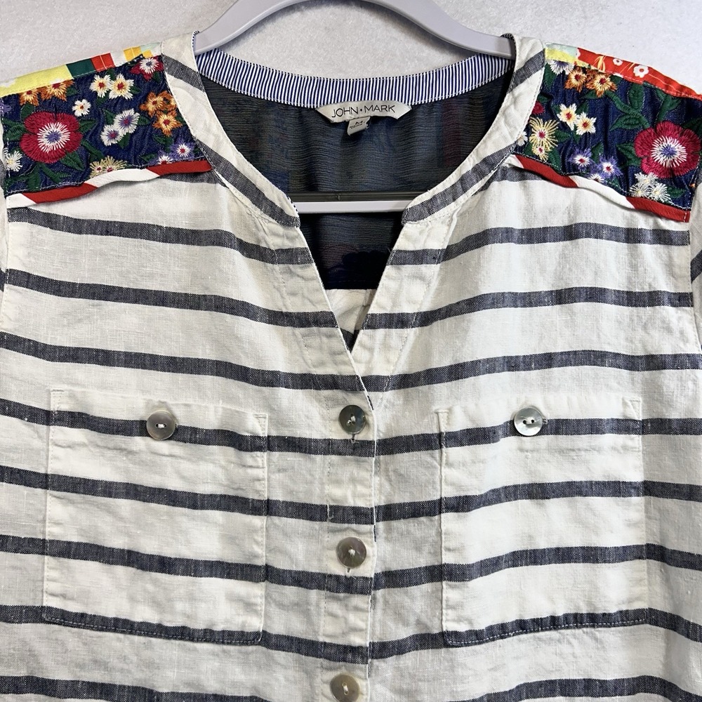 John Mark Linen Floral Embroidered Blouse Size M Blue And White Striped - Picture 2 of 7